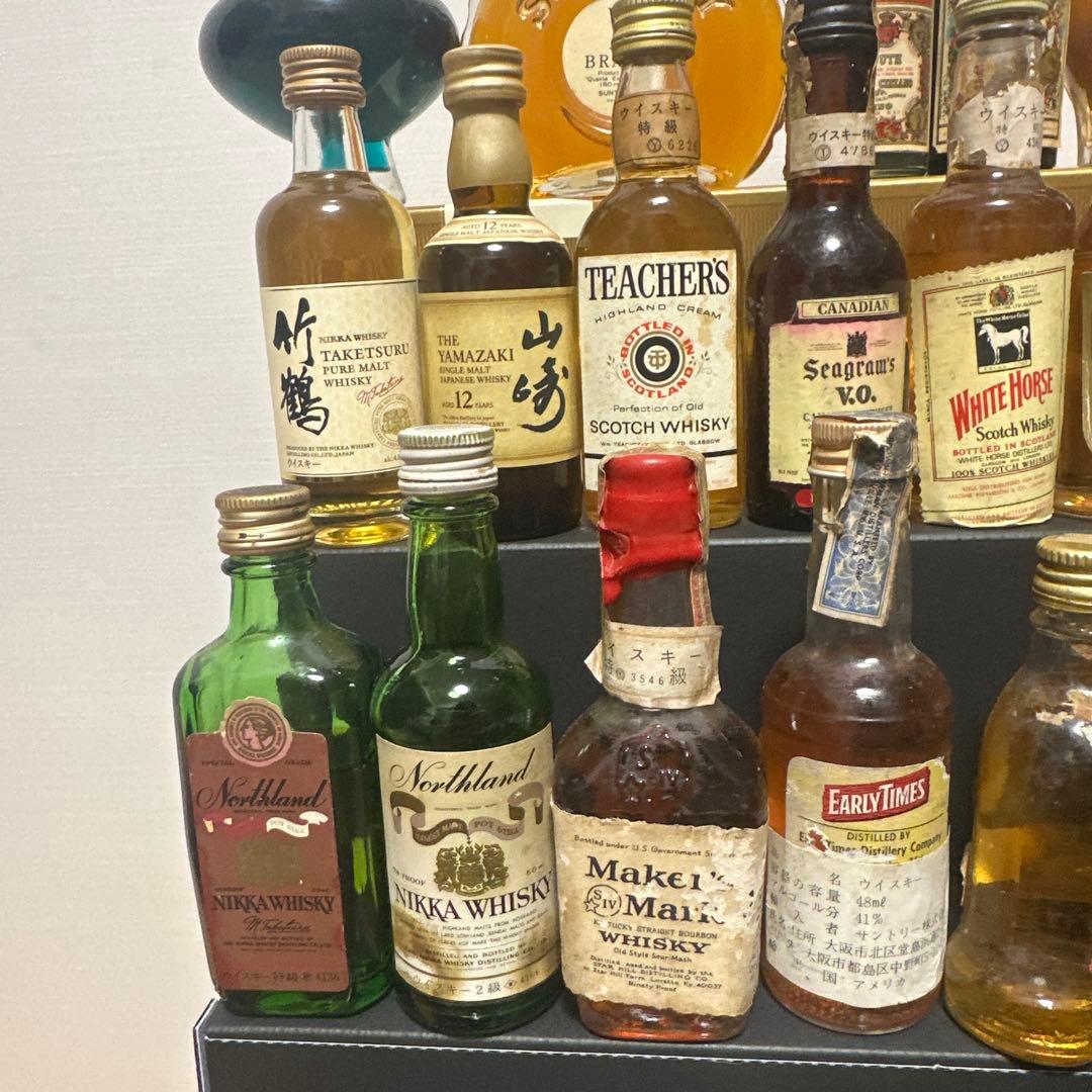 多種多様なウイスキーコレクション 山崎12年 ウイスキーミニボトル31本セット
