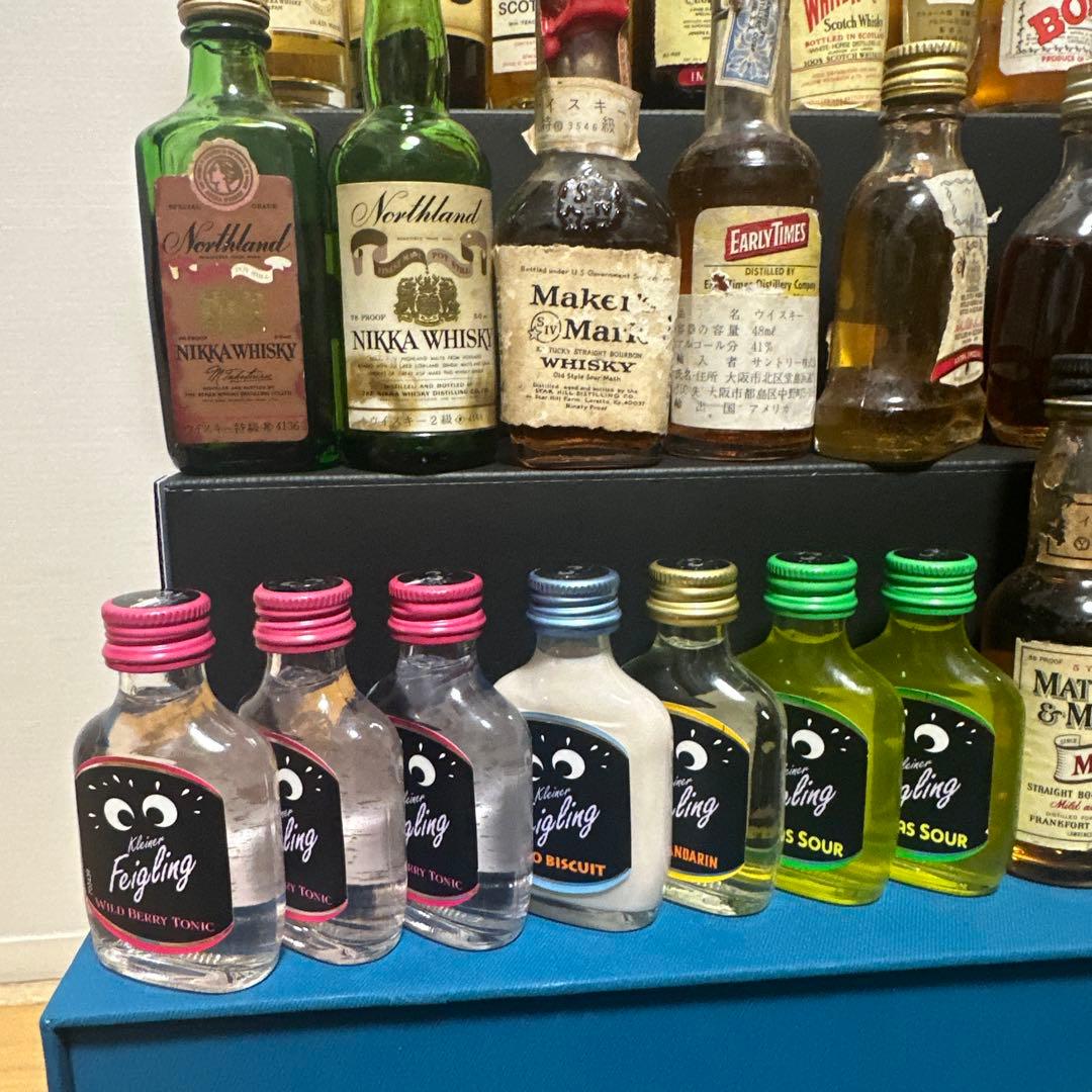 多種多様なウイスキーコレクション 山崎12年 ウイスキーミニボトル31本セット