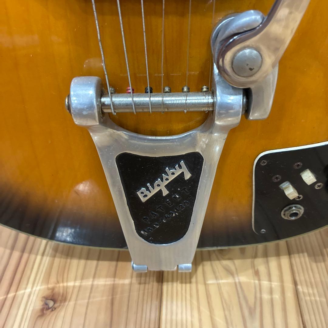 【ジャンク】Sekova サンバースト セミアコースティックギター