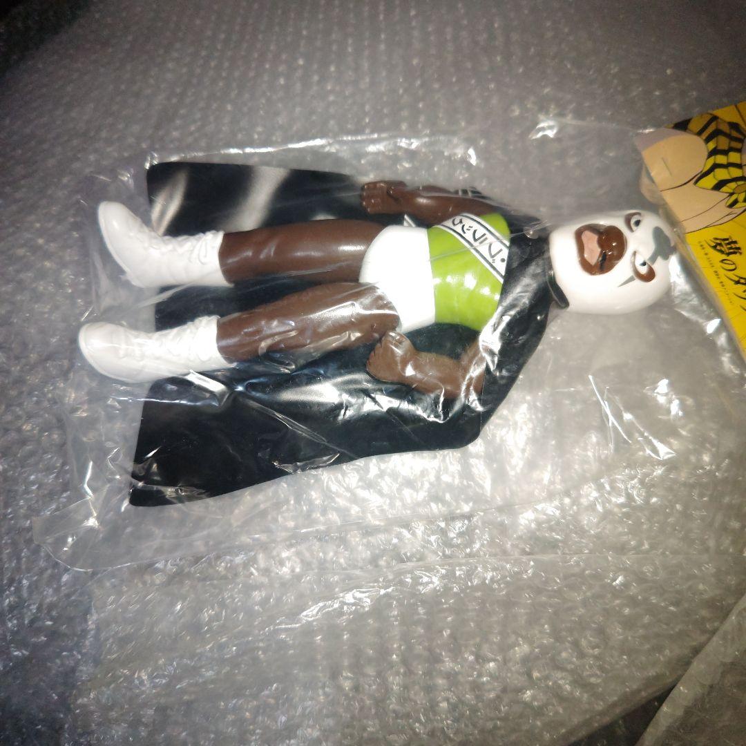 電人　タイガーマスク　ブラックパイソン　ソフビ　未開封