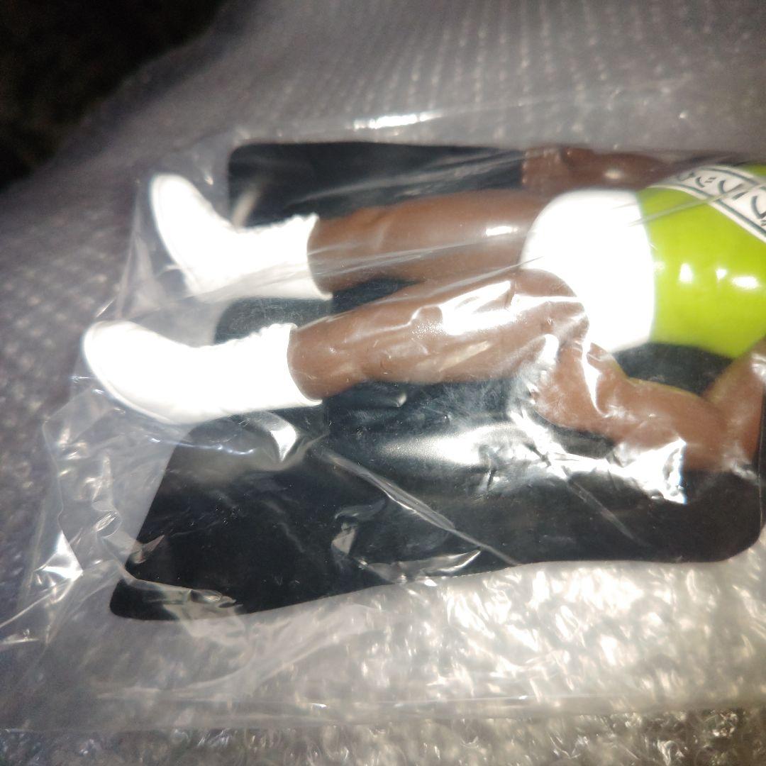 電人　タイガーマスク　ブラックパイソン　ソフビ　未開封