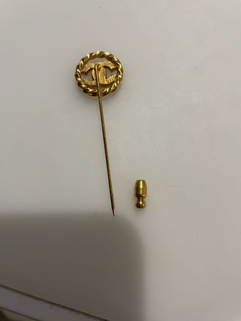CHANEL ロゴブローチ ヴィンテージシャネル