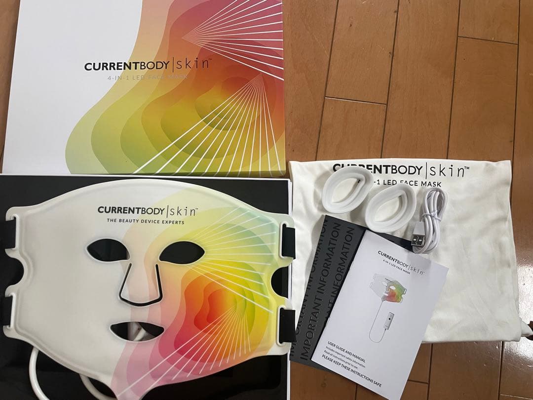 なおです♡CURRENTBODY 4-in-1 LED Face Mask