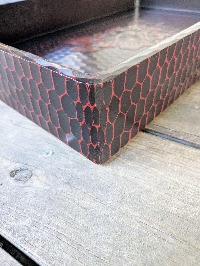 鎌倉彫乱れ箱　木製衣装箱　入れ子　伝統工芸品　漆塗り　昭和レトロ