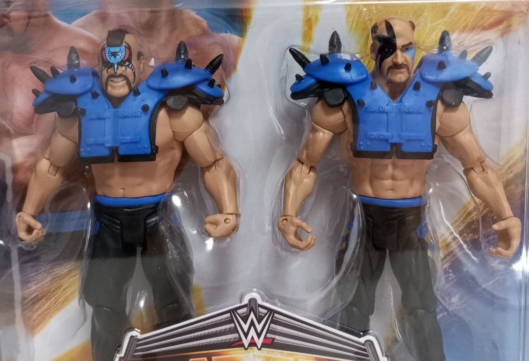 ロードウォリアーズ フィギュア 新日本プロレス リージョンオブドゥーム ソフビ