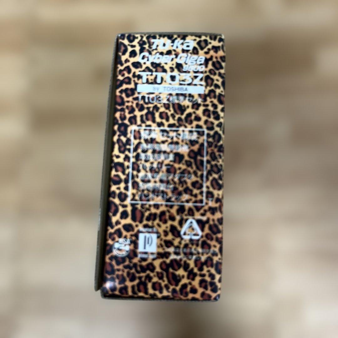 動作確認済み！浜崎あゆみ 携帯 TU-KA TT03 ヒョウ柄 ガラケー y2k