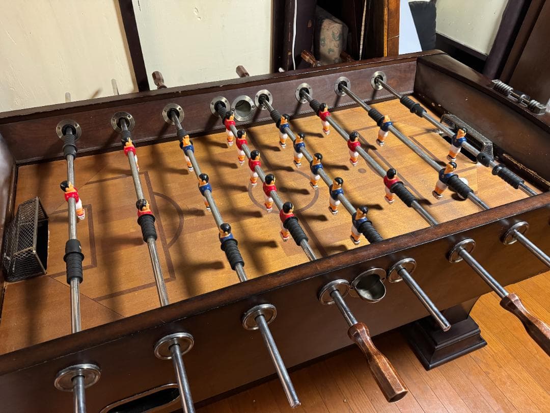 本格 サッカーボールテーブル（テーブルサッカー） 中古品 引き取り歓迎