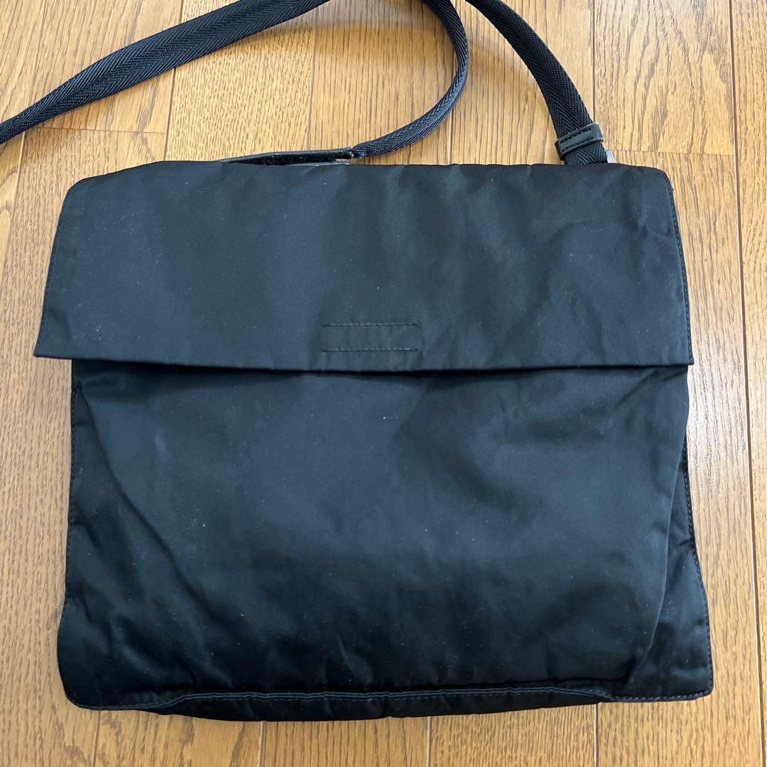 PRADA ショルダーバッグ 黒