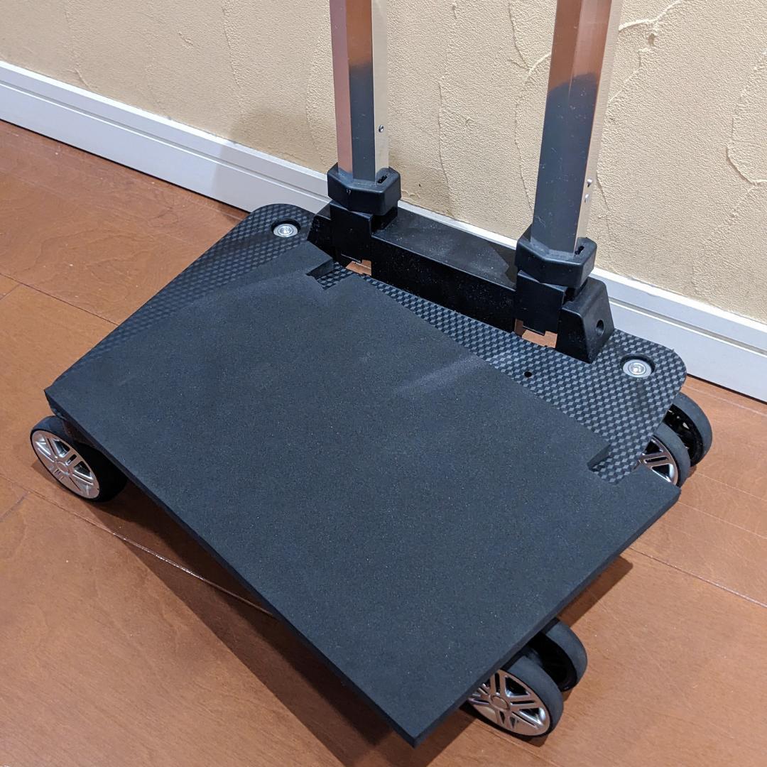 簡単★２輪を４輪に！移動が楽★伸縮ハンドル付／グローブトロッター等スーツケースに