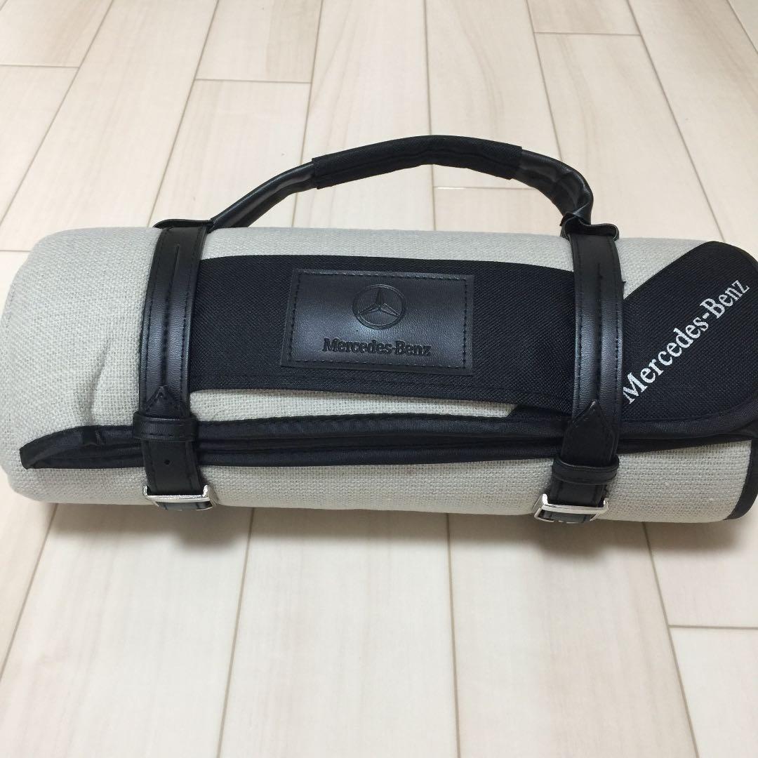 【新品】メルセデスベンツ 持ち手付きブランケット