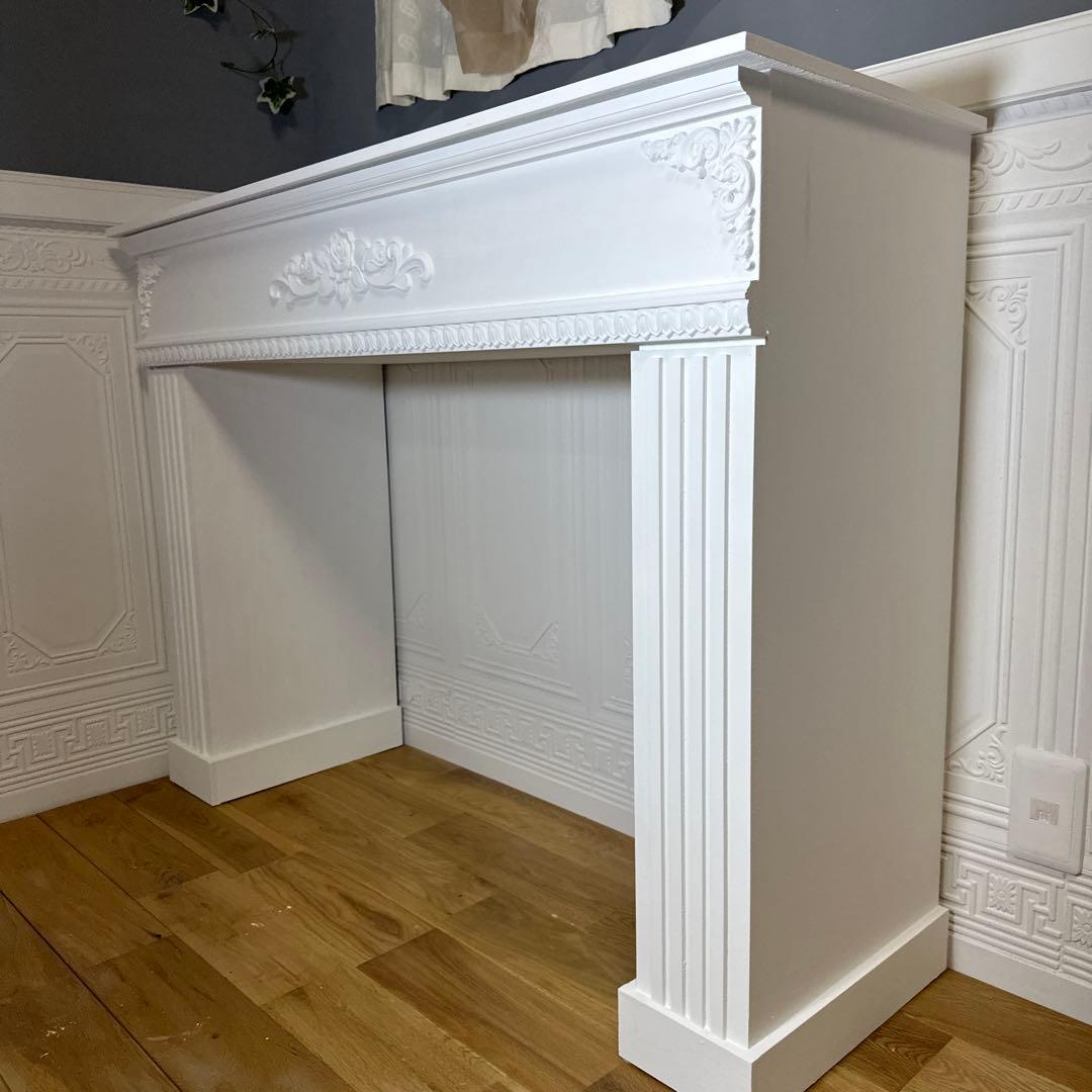 Kazuya Aokiマントルピース