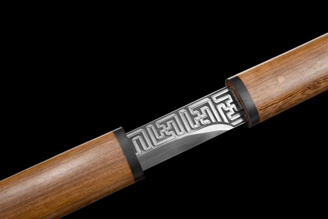 【一体の唐刀】古兵器 刀装具 日本刀　模造刀 居合刀 武士道 鑑賞用 美術刀