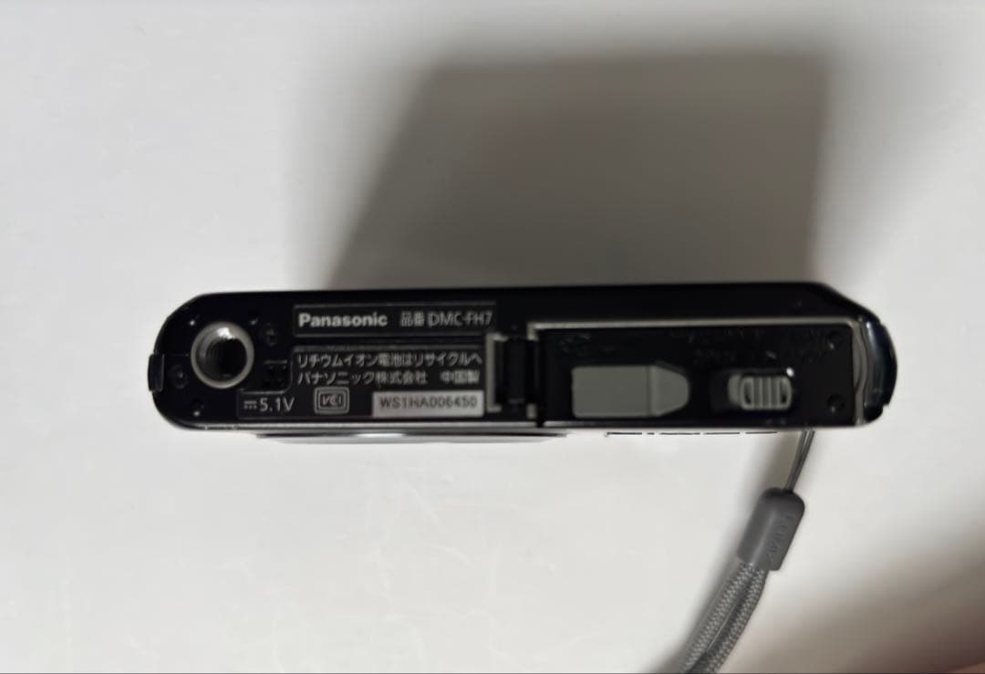 Panasonic DMC-FH7 コンパクトデジタルカメラ
