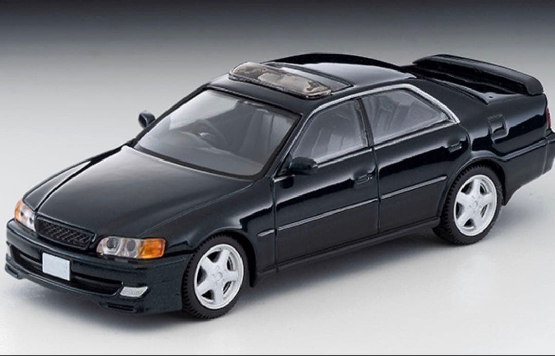 トミカリミテッドヴィンテージネオ チェイサー LV-N224a.b