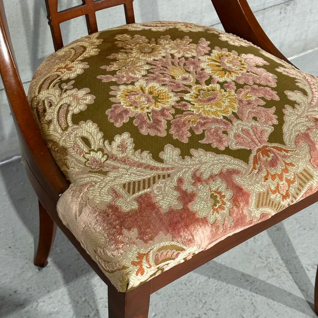 ✦ネオクラシカル様式✦透かし彫り×メダリオン装飾 ダイニングチェア アンティーク