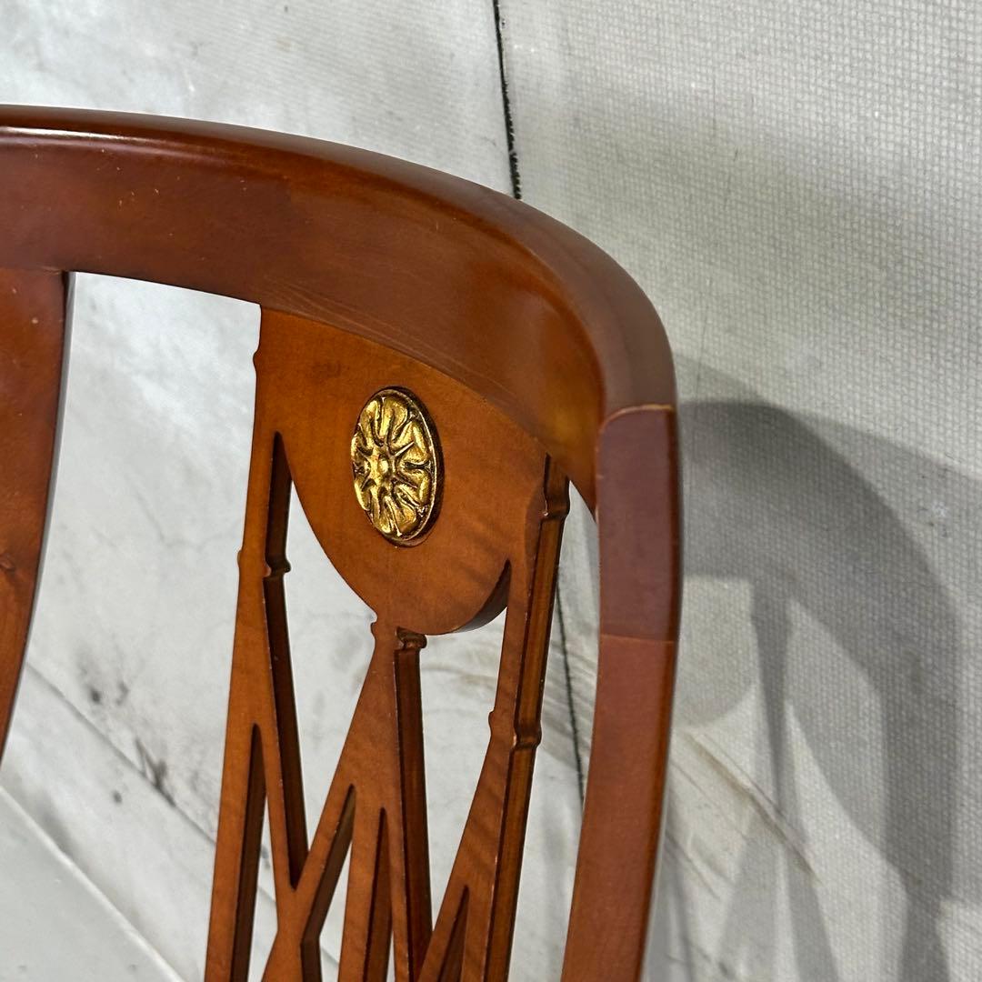 ✦ネオクラシカル様式✦透かし彫り×メダリオン装飾 ダイニングチェア アンティーク