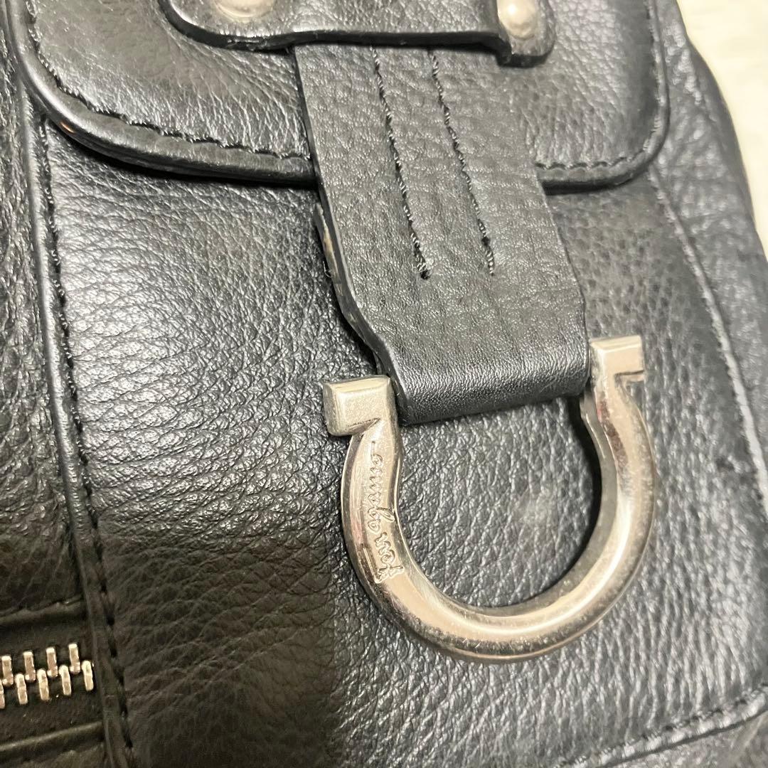 Salvatore Ferragamo ワンショルダー バッグ ガンチーニ