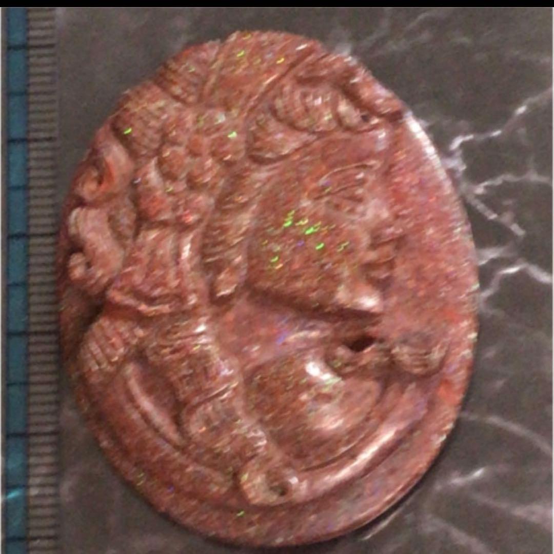 巨大カメオ　ボルダーオパール　120ct