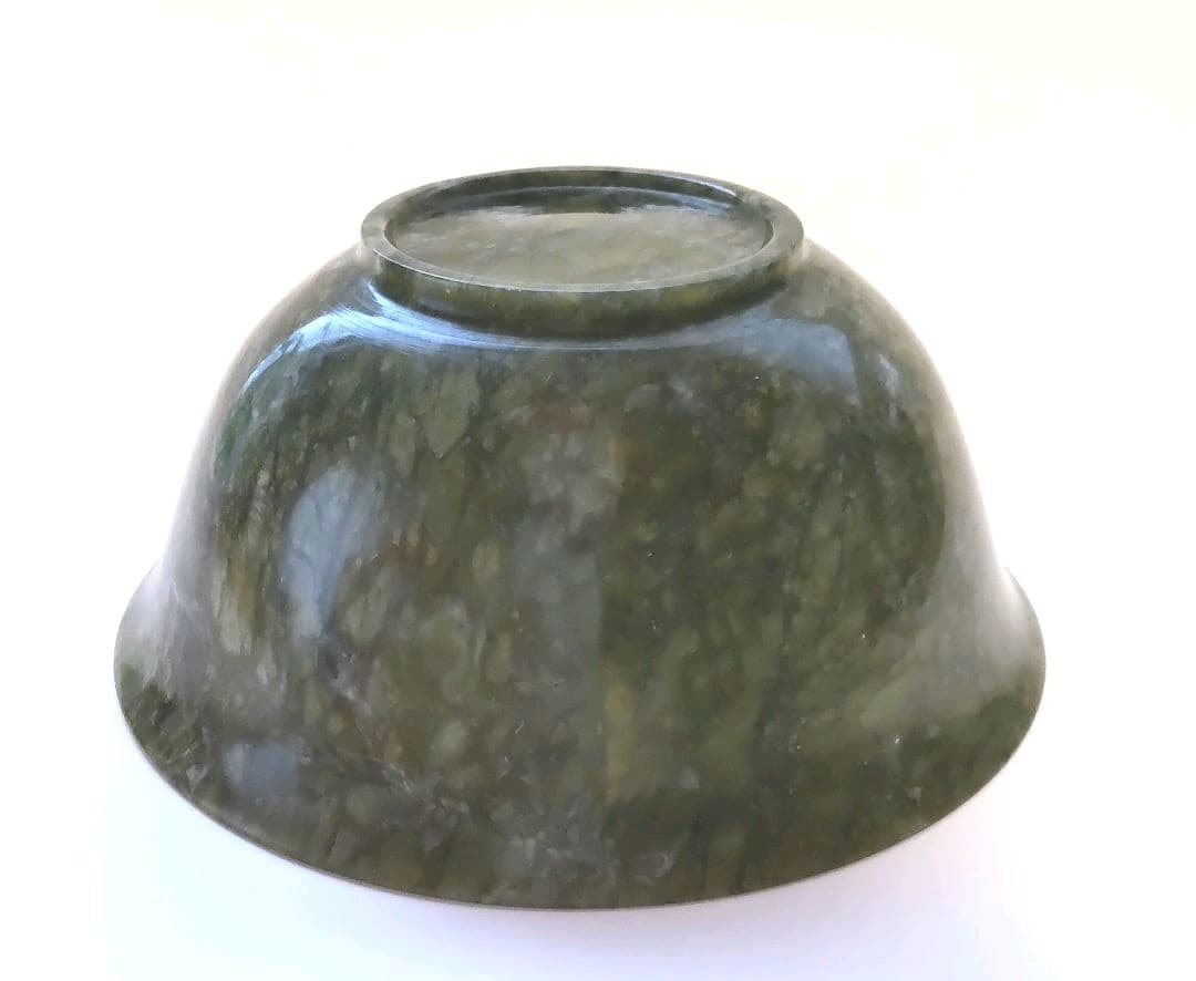 中国産 天然翡翠(ヒスイ)/玉(ギョク)　茶碗　アンティーク