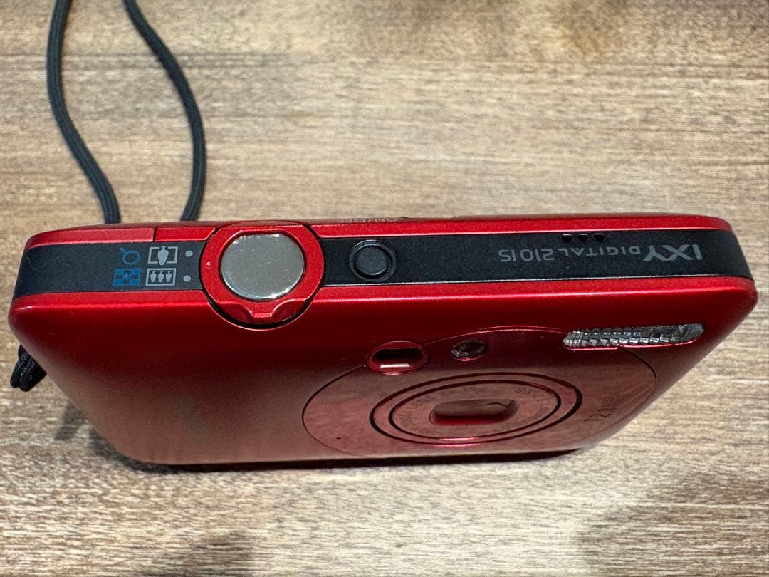 Canon IXY Digital 210 IS レッド