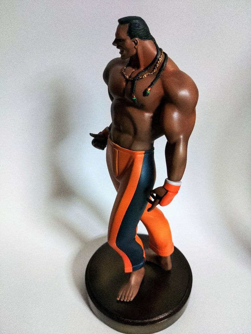 ガレージキット完成品　ストリートファイター　D-ジェイ　ゲーム　プラモデル