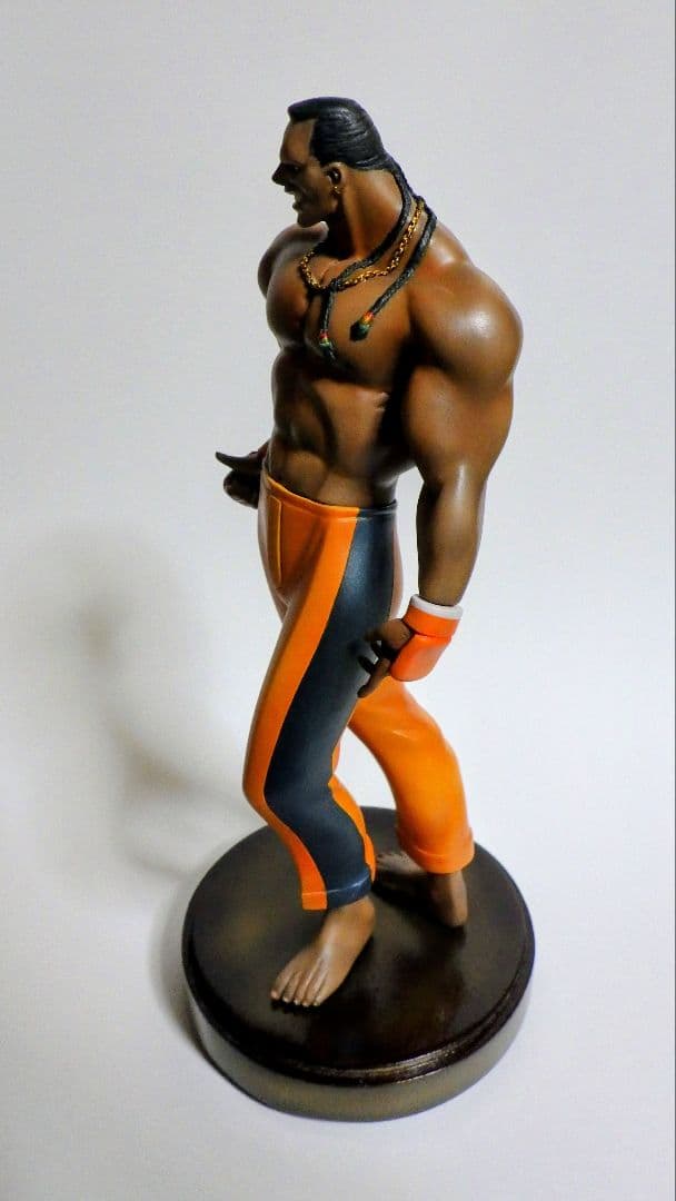 ガレージキット完成品　ストリートファイター　D-ジェイ　ゲーム　プラモデル