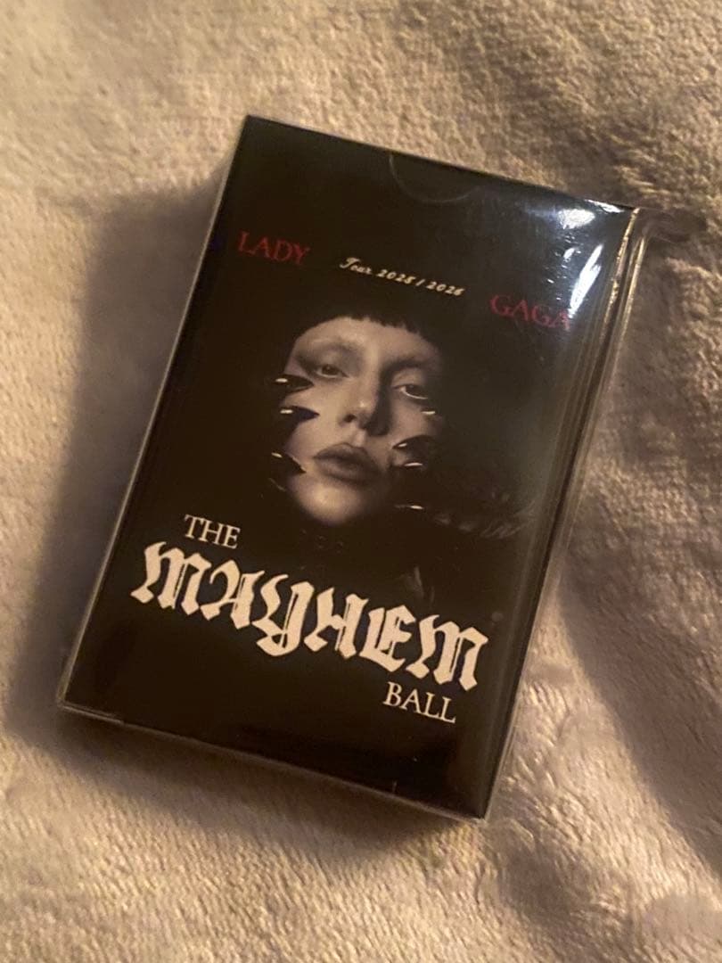 Lady Gaga VIP Gold Merch - 2026年　VIPギフト