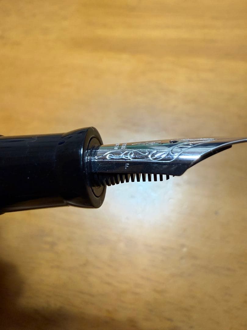 万年筆　デルタ　オールドナポリ　F 中古品