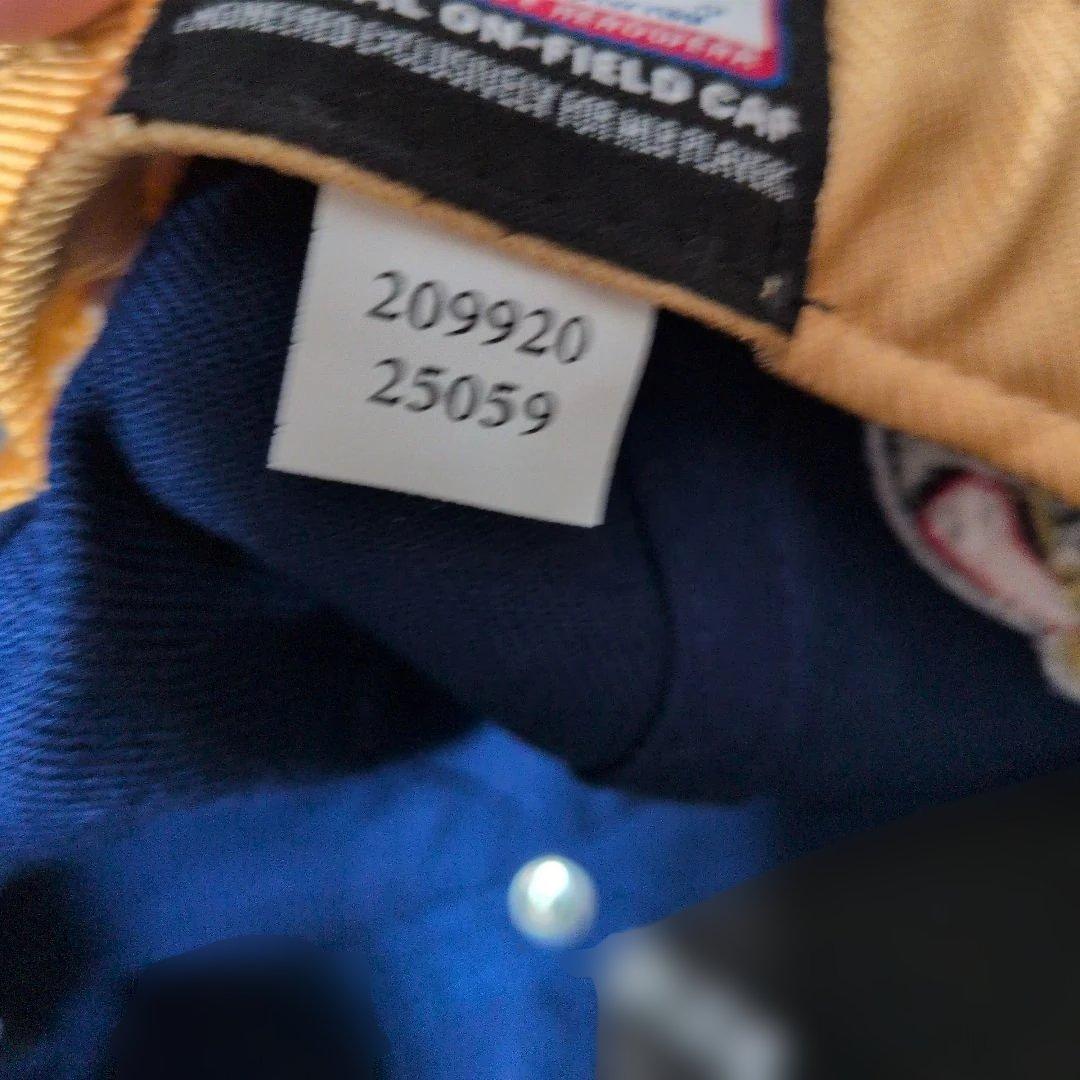 【美品】NEWERA 9SEVENTY ドジャースキャップゴールドコレクション