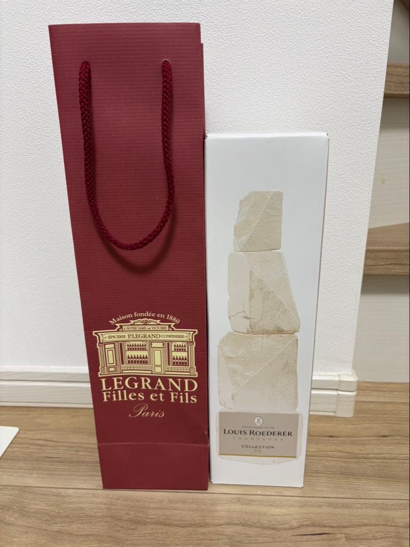 ルイロデレール　シャンパン242 750ml 新品