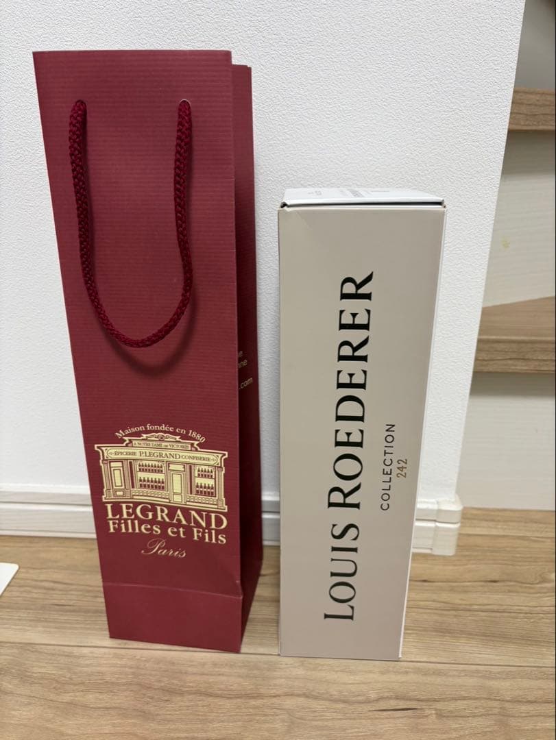 ルイロデレール　シャンパン242 750ml 新品