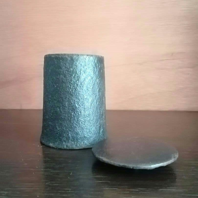 逸品　鉄味最高　古鉄　平安省鋳堂　蓋物　小物入れ　明治金工　和骨董