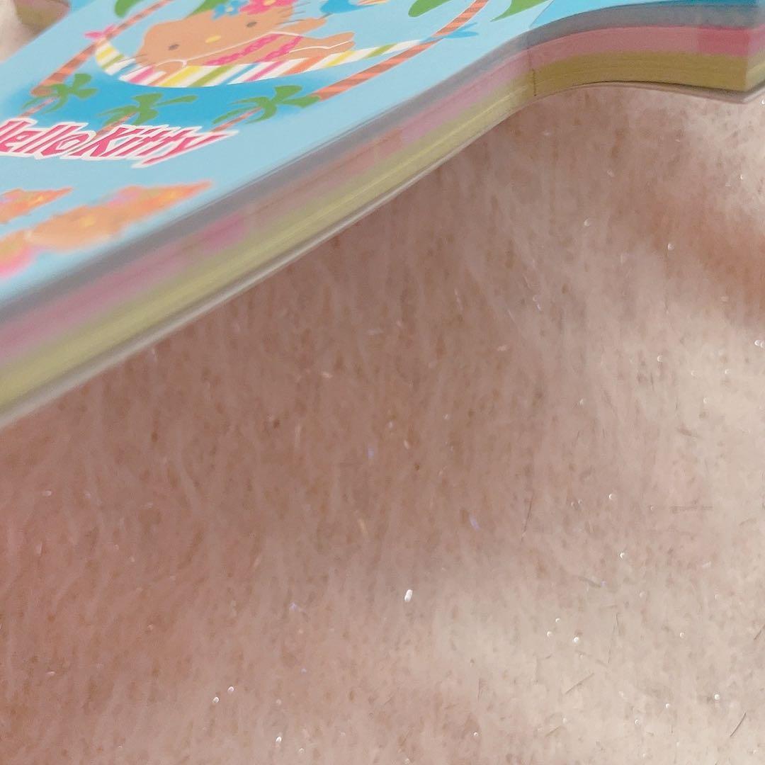 平成　レトロ　メモ帳　日焼けキティ　ダイカット