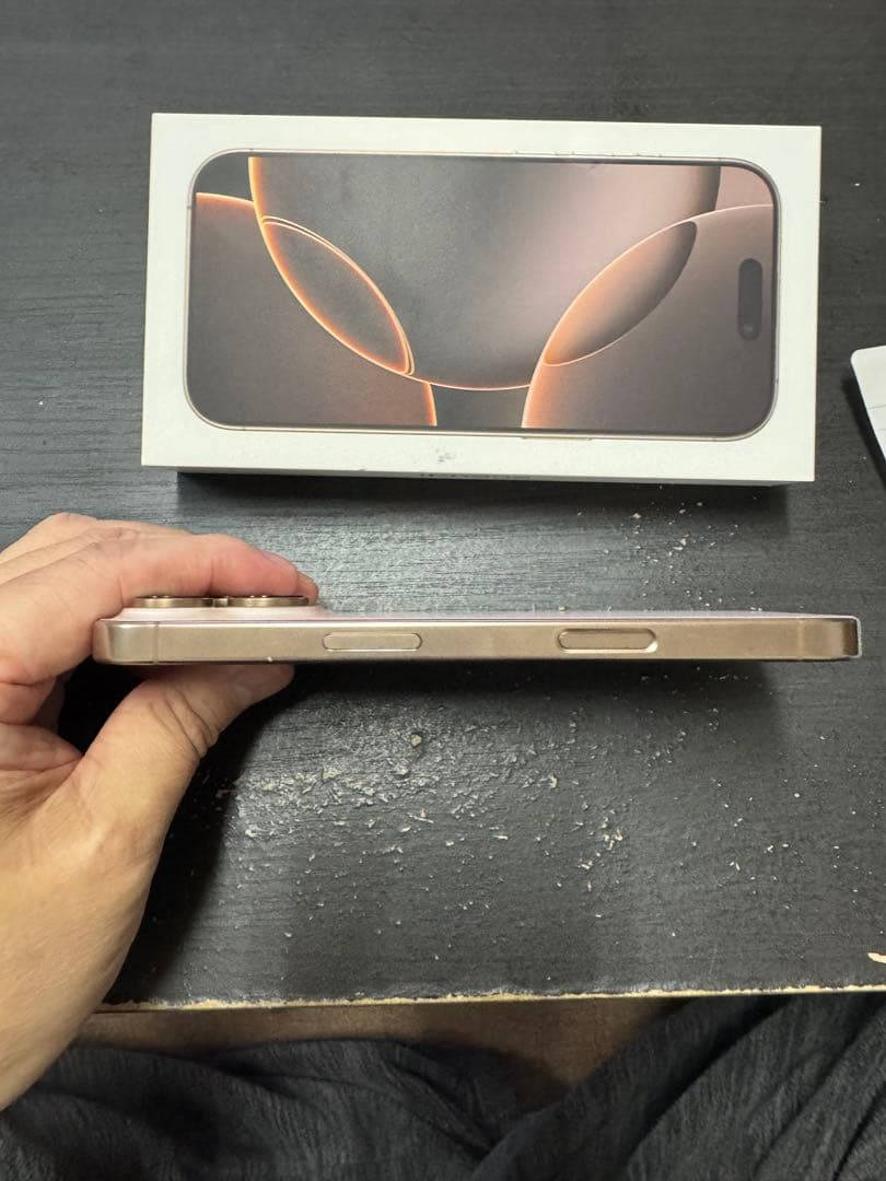 lain【ジャンク品】iPhone 16Pro 本体 デザートチタニウム