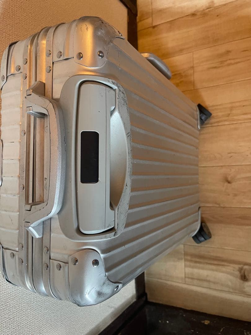 RIMOWA リモワ TOPAS トパーズ 32L 4輪 機内持ち込み
