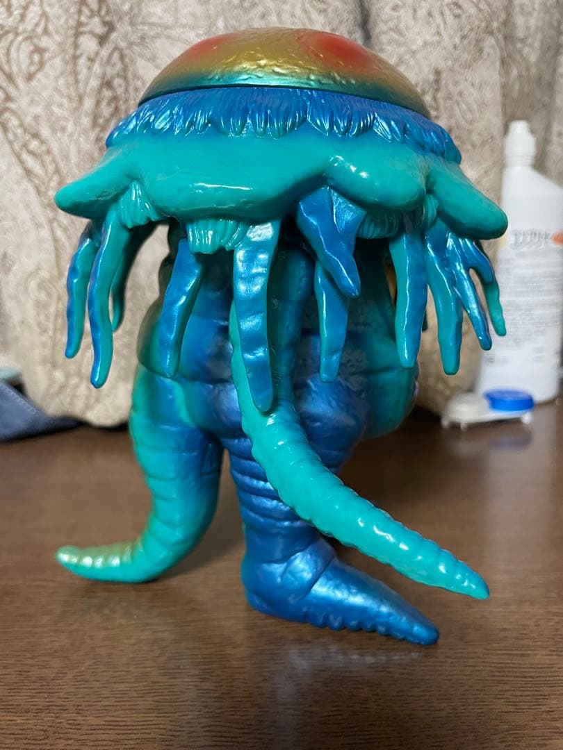 バリケーン　ソフビ　怪獣