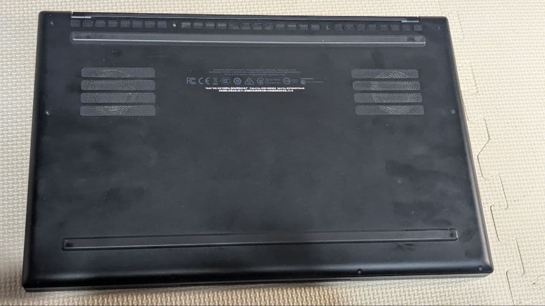 Razer Blade 15 ゲーミングノートPC RTX2080 SSD1TB