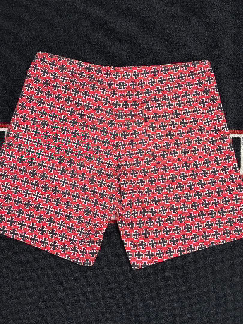 80’s当時物LIFE’S A BEACH アイアンクロス柄ショーツ Lサイズ