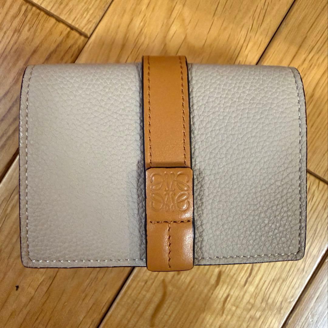 【LOEWE】トライフォールド ウォレット（ソフトグレインカーフ）