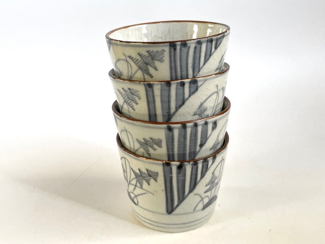 骨董　アンティーク　古伊万里　染付　羊歯文　蕎麦猪口　4点　縁錆　甘手