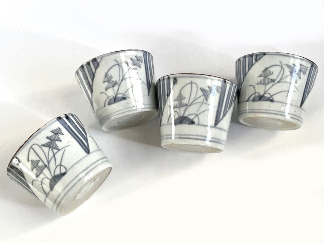 骨董　アンティーク　古伊万里　染付　羊歯文　蕎麦猪口　4点　縁錆　甘手