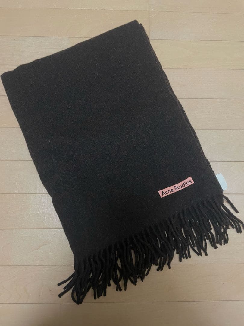 Acne Studios フリンジ付きマフラー　200×70