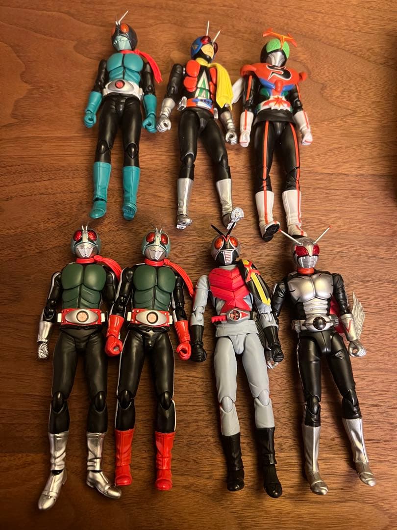 S.HFiguarts 仮面ライダー7体セット&新サイクロン号