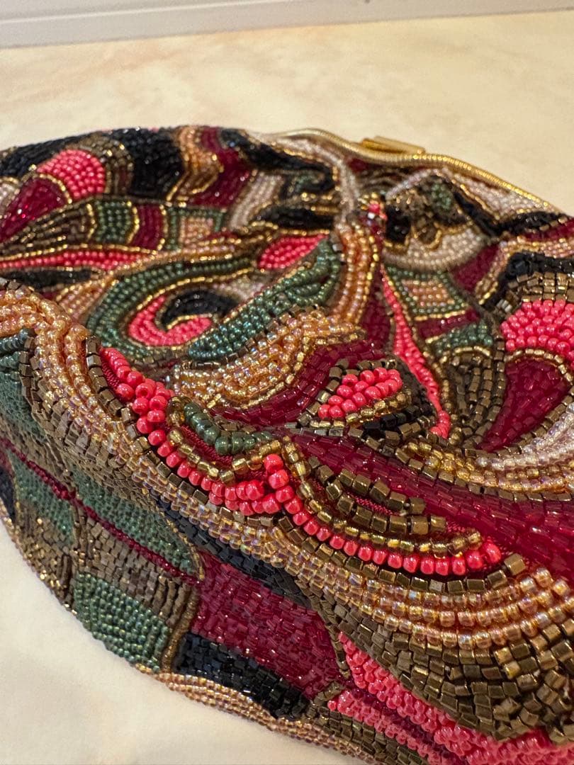 LUMY はしもと　　ビーズ装飾 フラワーモチーフ パーティーバッグ