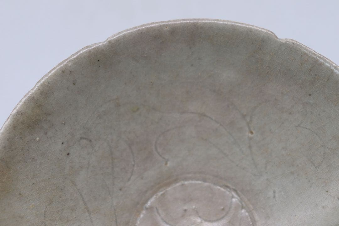 中国　宋時代　青磁碗　送料込み250506