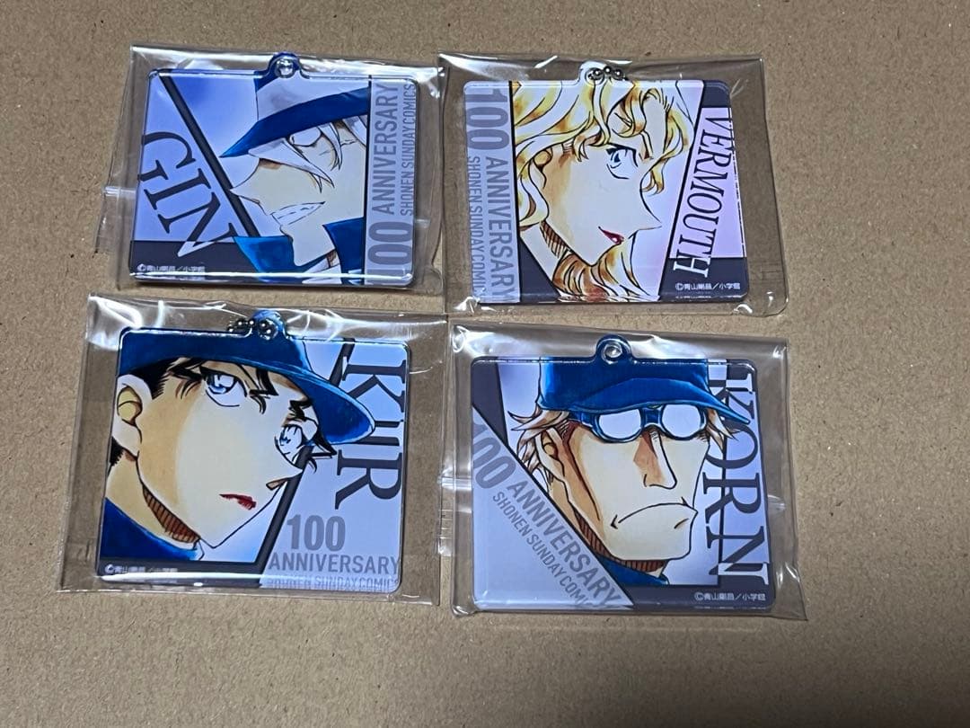 名探偵コナン 100巻記念 アクリルキーホルダー まとめ売り