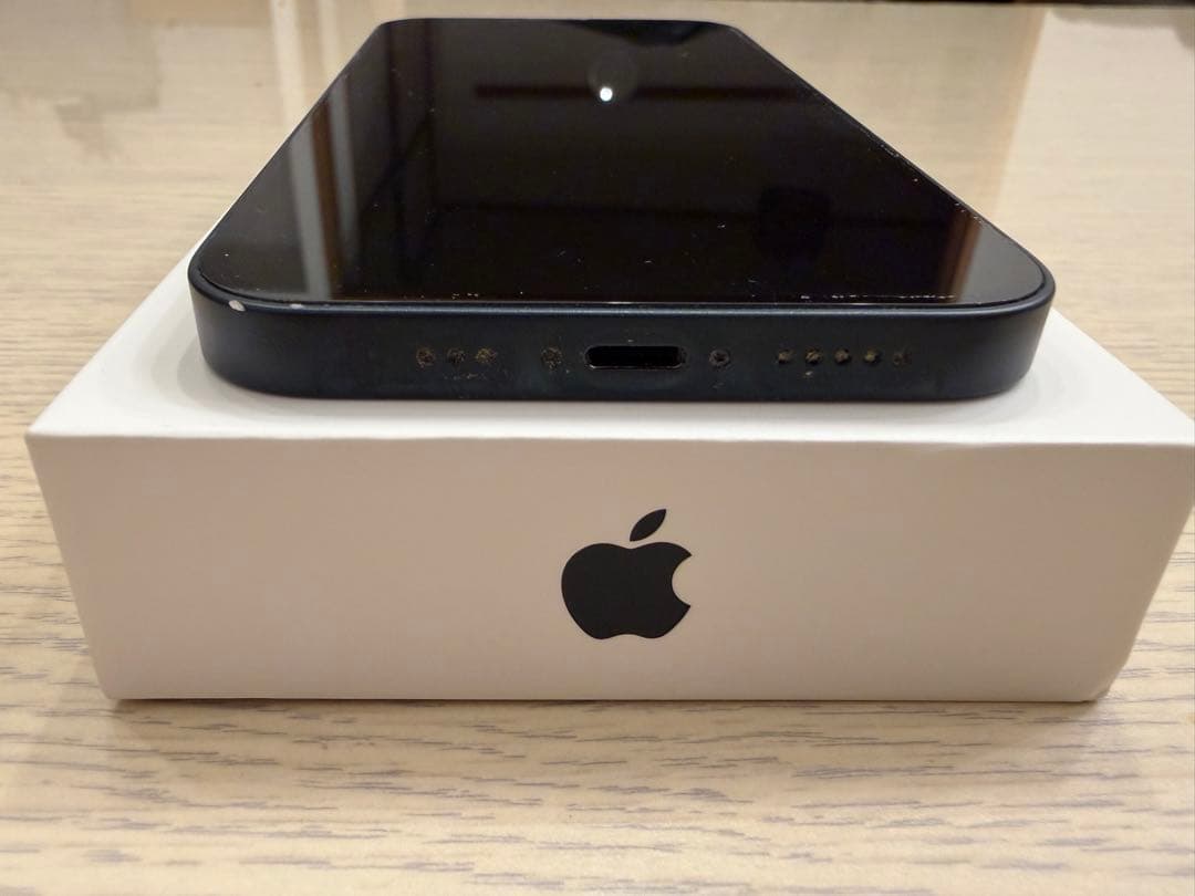 Apple iPhone13 256GB SIMフリー 画面・カメラ割れ無し