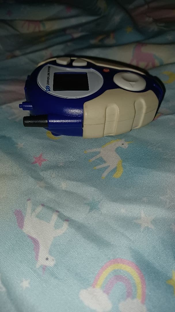 デジタル化モンスター　デジモン　デジヴァイス