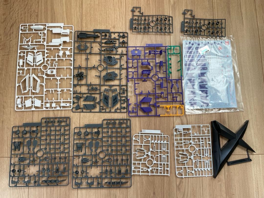 MG 1/100 Hi-νガンダム Ver.Ka・サザビー Ver.Ka セット