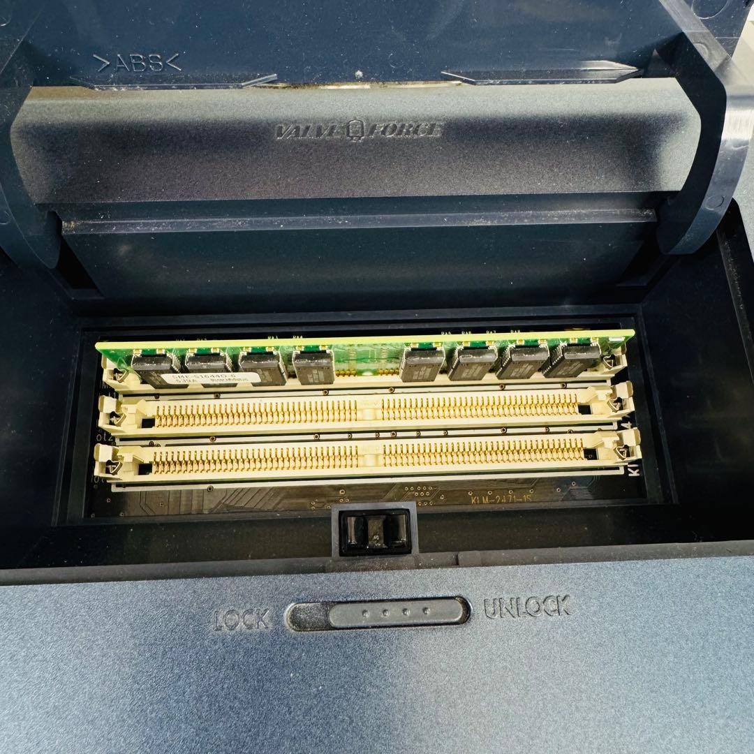 KORG　TRITON Extreme 61　シンセサイザー　真空管　61鍵盤